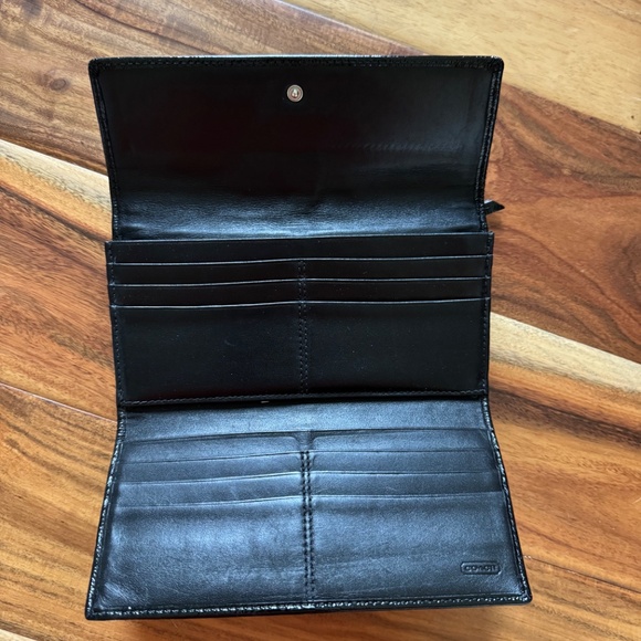 Coach Black Wallet - Picture 2 of 2